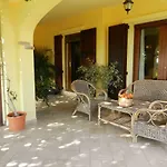 Apartment In Zona Panoramica, Immersa Nel Della Macchia Mediterranea *