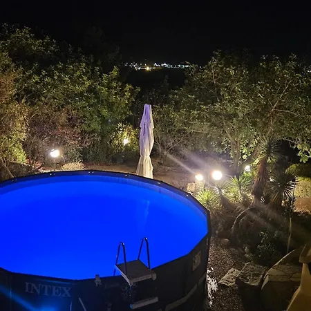 アパート In Zona Panoramica, Immersa Nel Della Macchia Mediterranea ヴィッラシミーウス