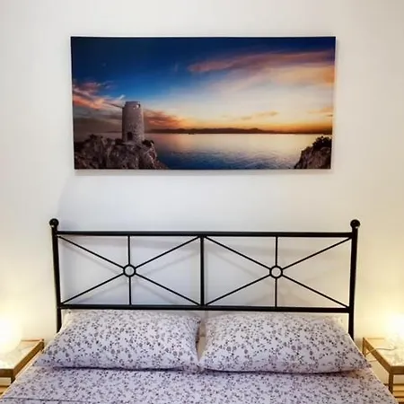 In Zona Panoramica, Immersa Nel Della Macchia Mediterranea アパート *