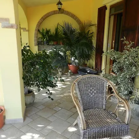 In Zona Panoramica, Immersa Nel Della Macchia Mediterranea * ヴィッラシミーウス