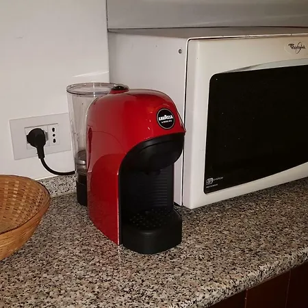 In Zona Panoramica, Immersa Nel Della Macchia Mediterranea *
