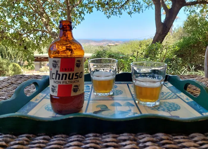 In Zona Panoramica, Immersa Nel Della Macchia Mediterranea