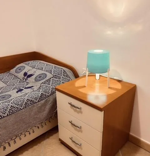 Apartmán In Zona Panoramica, Immersa Nel Della Macchia Mediterranea *