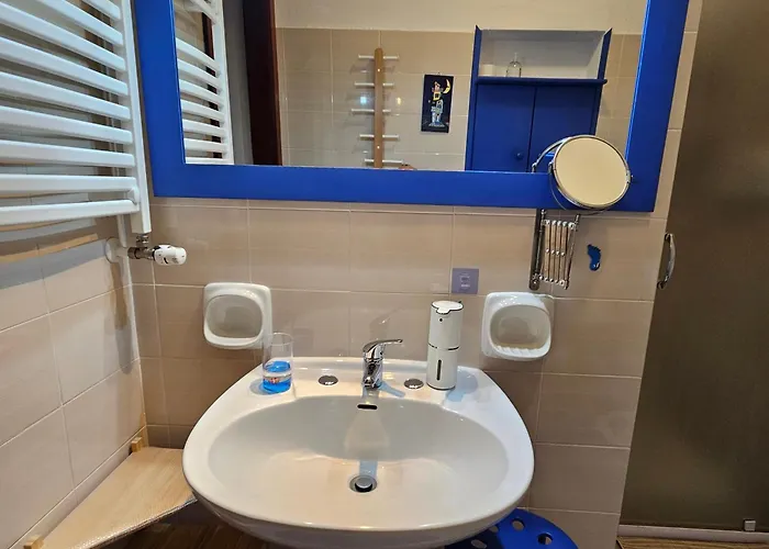 In Zona Panoramica, Immersa Nel Della Macchia Mediterranea *