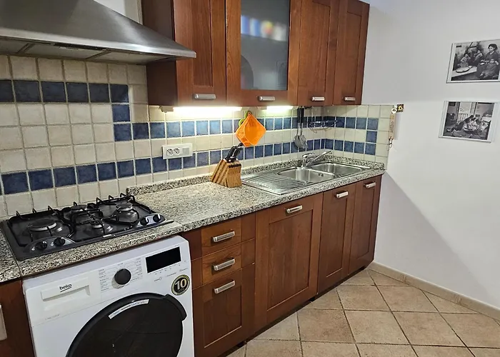 Apartmán In Zona Panoramica, Immersa Nel Della Macchia Mediterranea *