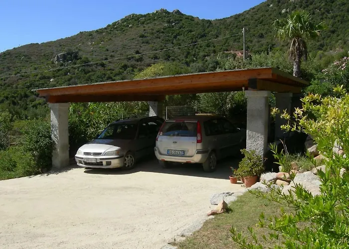 In Zona Panoramica, Immersa Nel Della Macchia Mediterranea * Villasimius