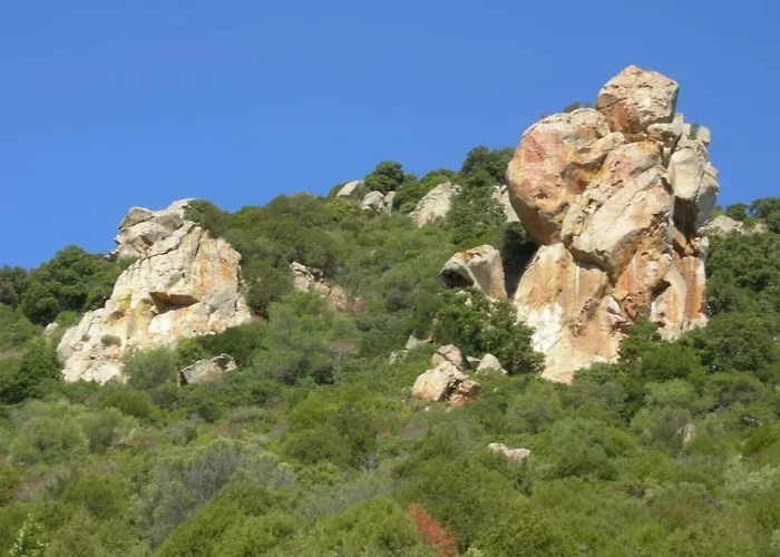 In Zona Panoramica, Immersa Nel Della Macchia Mediterranea Villasimius