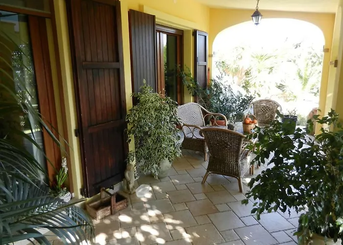 アパート In Zona Panoramica, Immersa Nel Della Macchia Mediterranea